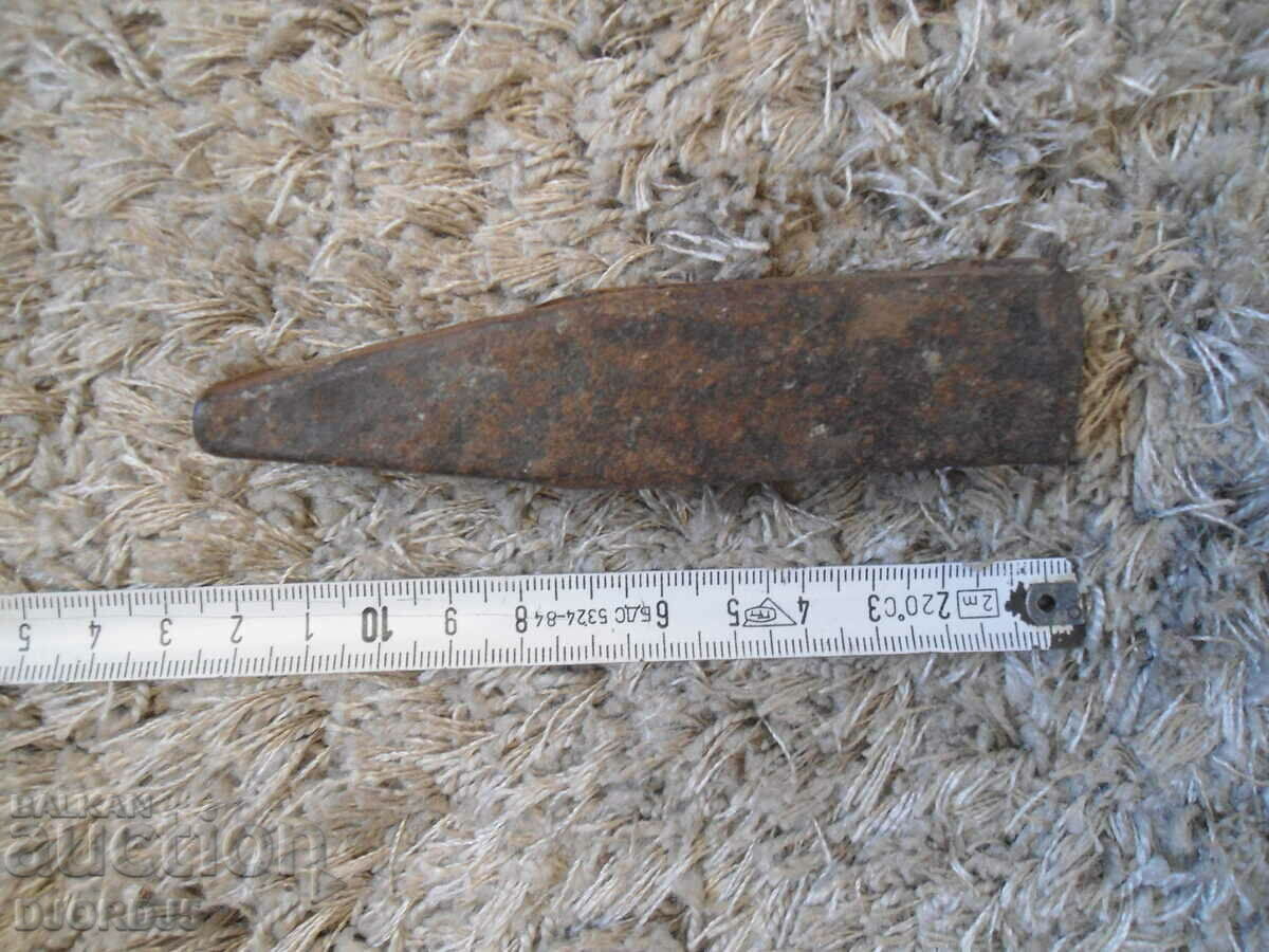 Auction Old universal hammer, 0. 370 kg., marked Auction Old universal hammer, 0. 370 kg., marked