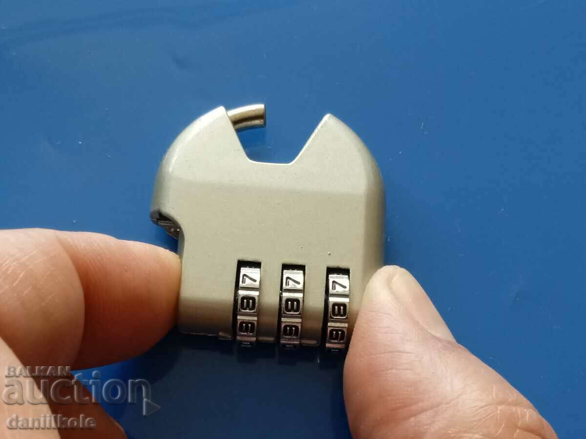 Delivery of *$*Y*$* OLD SMALL CODE PADLOCK - EXCELLENT *$*Y*$* Delivery of *$*Y*$* OLD SMALL CODE PADLOCK - EXCELLENT *$*Y*$*