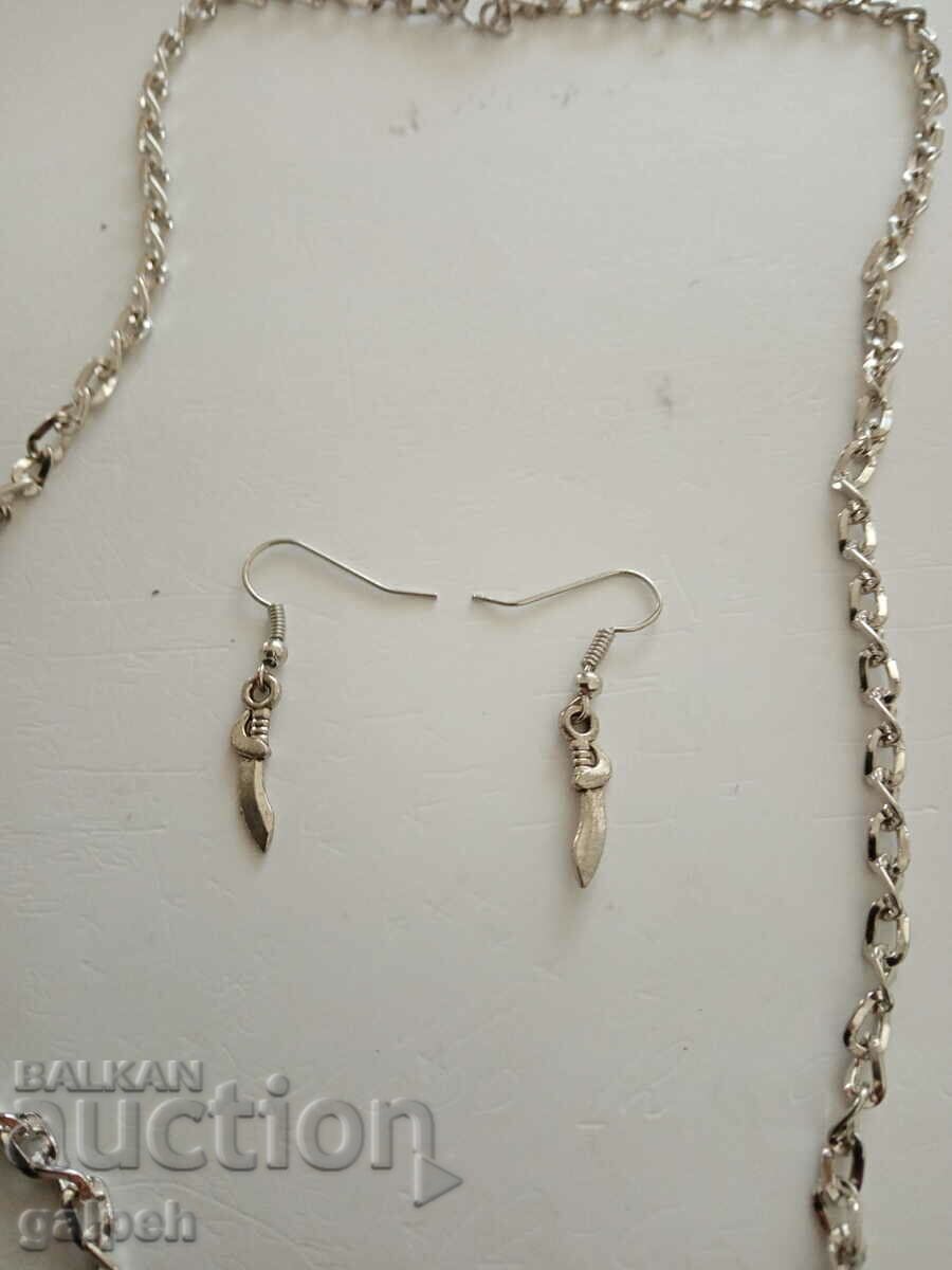 Auction NECKLACE Auction NECKLACE