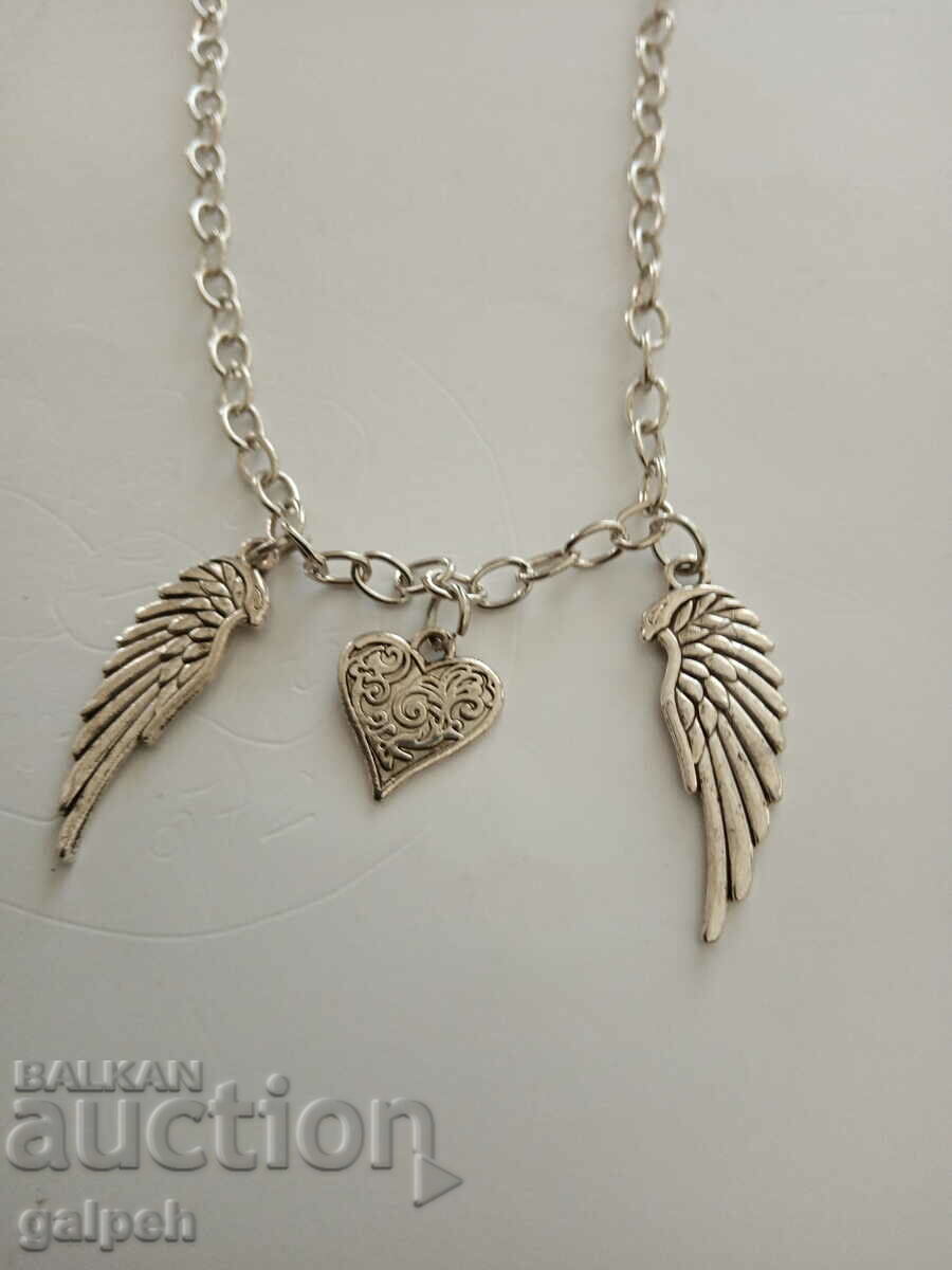 NECKLACE with price 1.50 BGN | € 0.77 NECKLACE with price 1.50 BGN | € 0.77