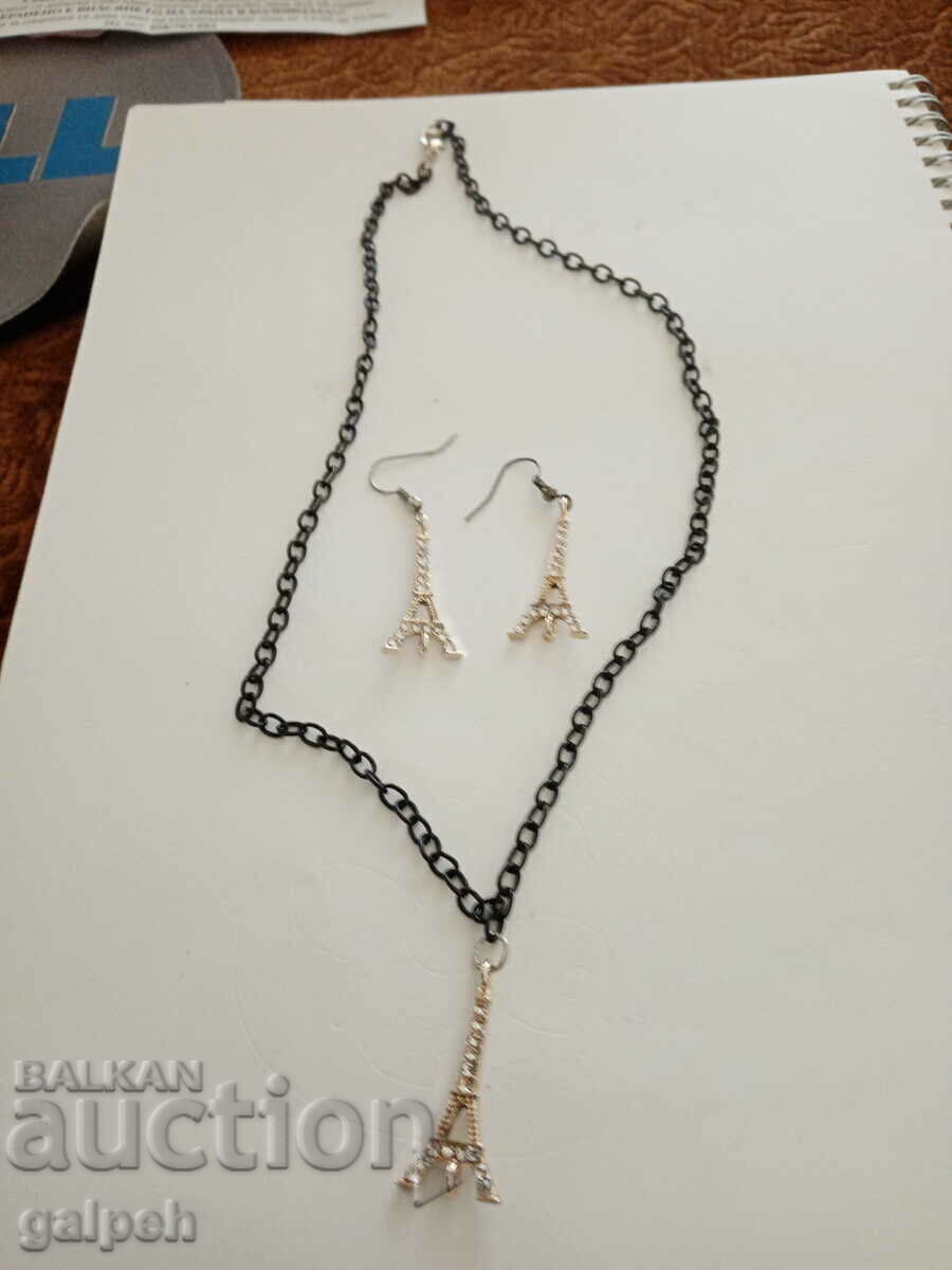 Delivery of NECKLACE Delivery of NECKLACE