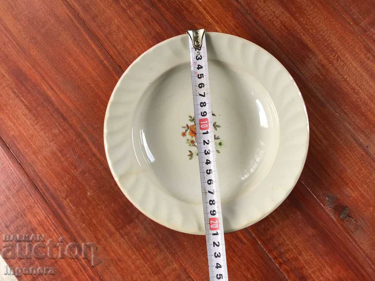 Auction PORCELAIN PLATE RELIEF BULGARIA Auction PORCELAIN PLATE RELIEF BULGARIA