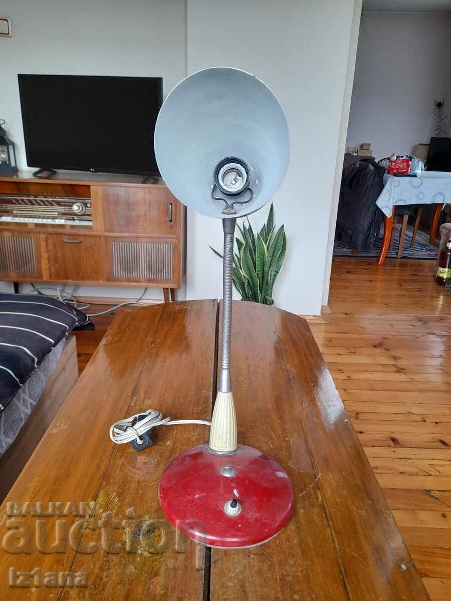 Old table lamp with price 55.00 BGN | € 28.12 Old table lamp with price 55.00 BGN | € 28.12