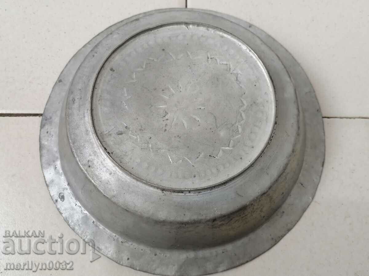 Delivery of Old copper sahan, baker, bowl, plate, tass Delivery of Old copper sahan, baker, bowl, plate, tass
