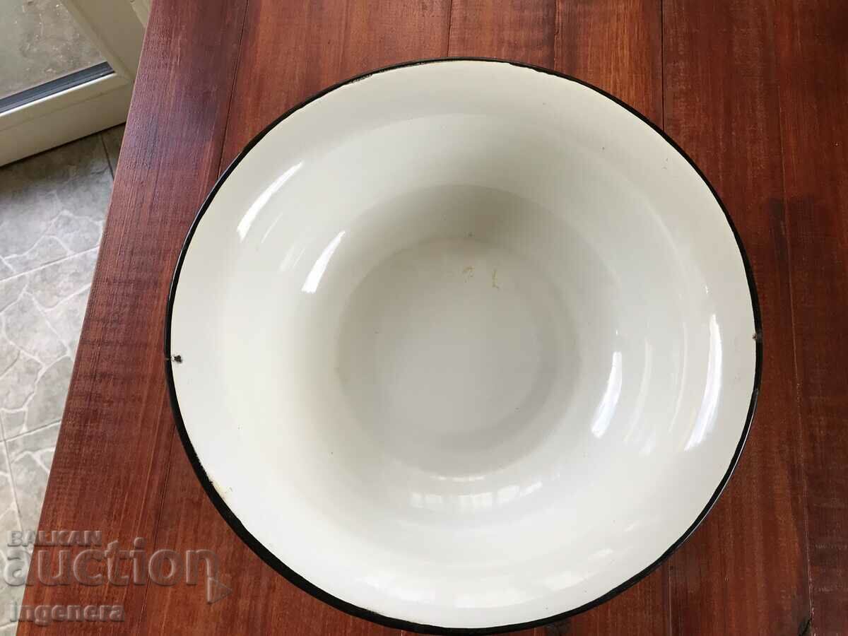 BOWL PANICA ENAMELLED LARGE PEANUT VESSEL FROM SOCA-USSR with price 13.00 BGN | € 6.65 BOWL PANICA ENAMELLED LARGE PEANUT VESSEL FROM SOCA-USSR with price 13.00 BGN | € 6.65