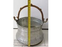 Old copper kettle, copper, cauldron, cauldron, copper vessel