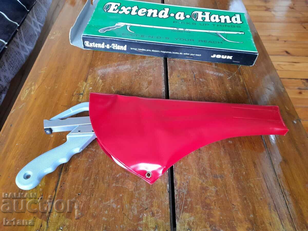 Old appliance, tool Extra hand with price 40.00 BGN | € 20.45 Old appliance, tool Extra hand with price 40.00 BGN | € 20.45