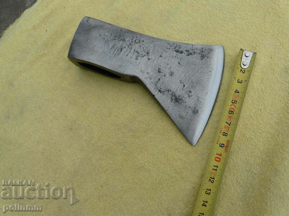 Auction Old tourist ax - 277 Auction Old tourist ax - 277