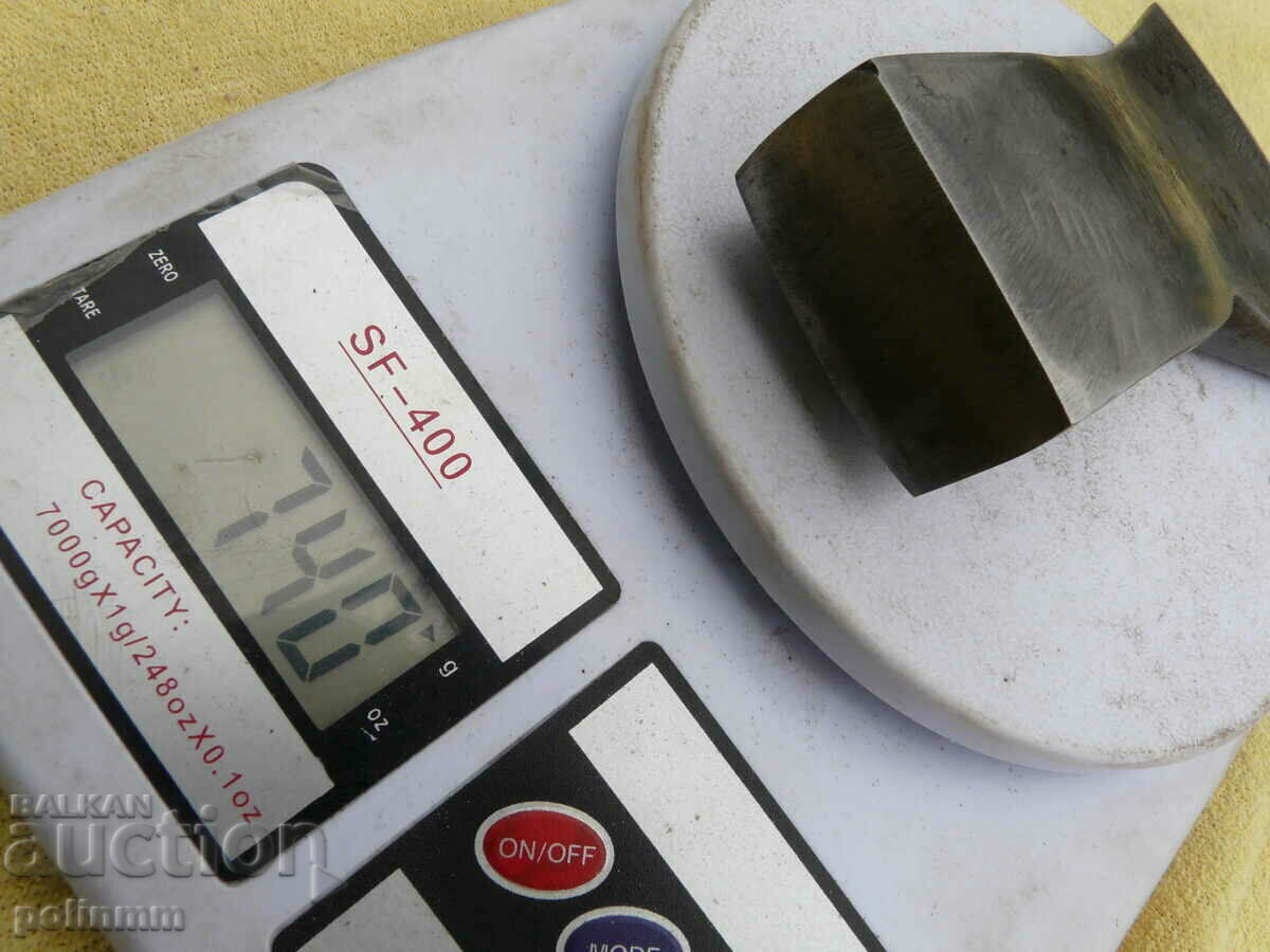 Old tourist ax - 277 - 5 Old tourist ax - 277 - 5