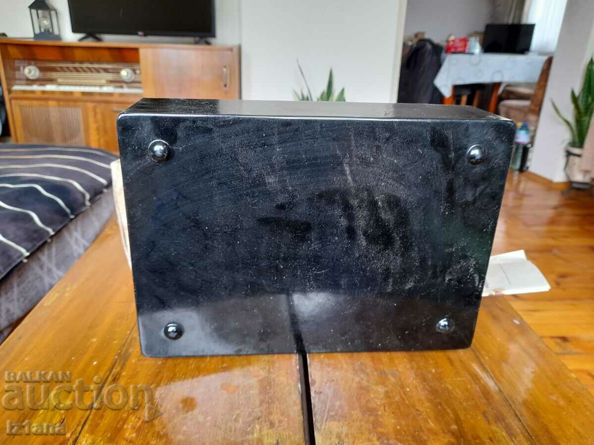 Old block, resistance shop P33 - 6 Old block, resistance shop P33 - 6