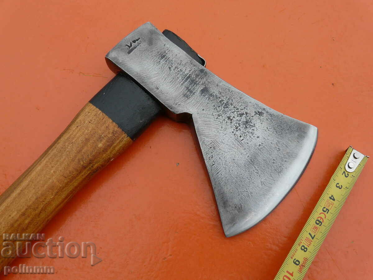 Стар немски топор - 279 с цена 130.00 лв. | € 66.47 Стар немски топор - 279 с цена 130.00 лв. | € 66.47