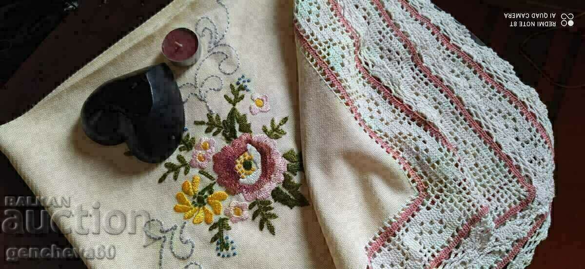 Table cover, embroidery, lace, candlestick/handwork - 6 Table cover, embroidery, lace, candlestick/handwork - 6