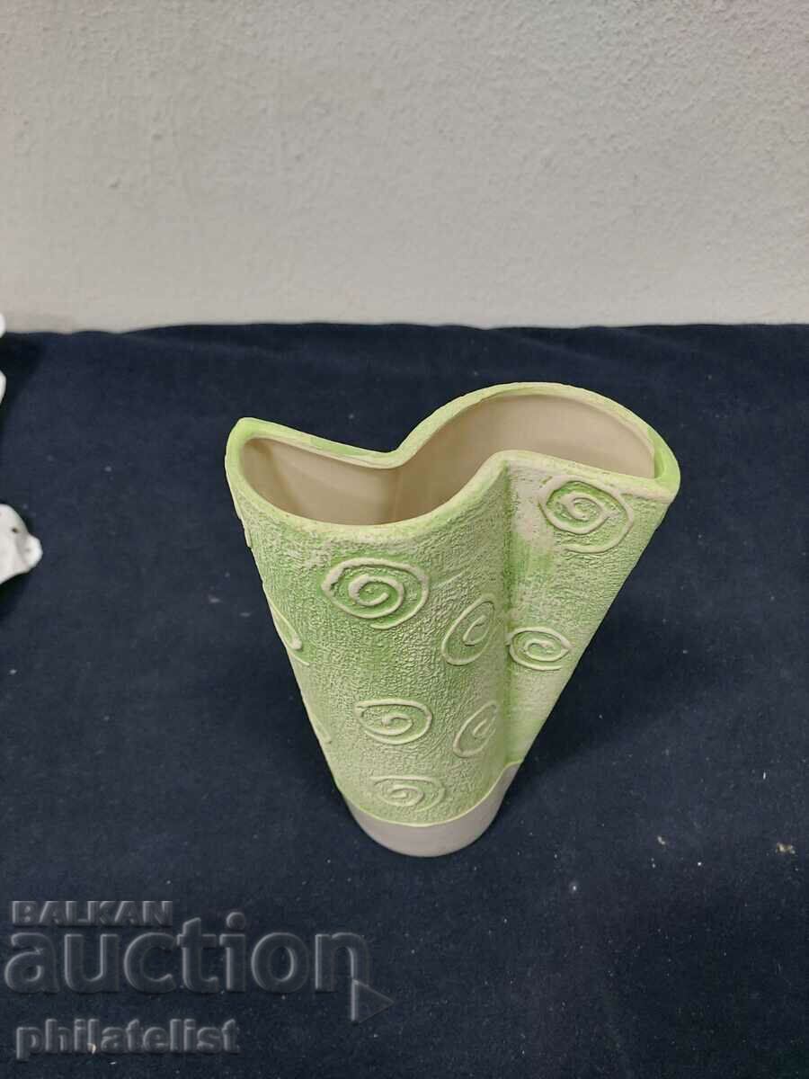 decorative vase with price 11.00 BGN | € 5.62 decorative vase with price 11.00 BGN | € 5.62