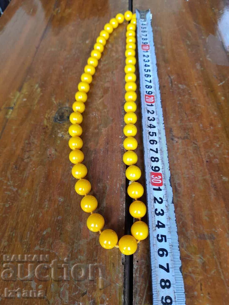 Auction Old necklace Auction Old necklace