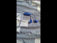 Mp3 player with headphones