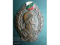 a rare infantry soldier's badge in perfect order order