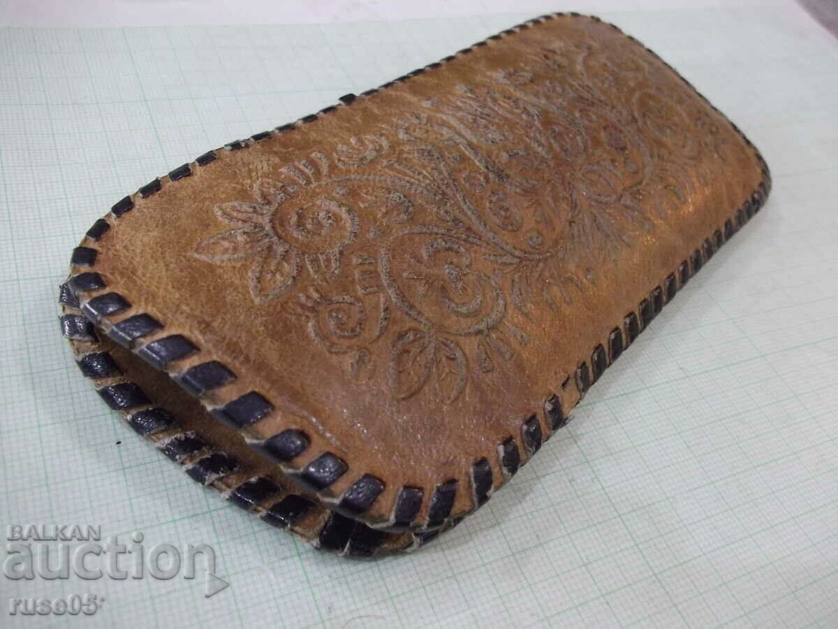 Licitație Husa din piele pentru ochelari din magazinul "SBH" din Sotsa Licitație Husa din piele pentru ochelari din magazinul "SBH" din Sotsa