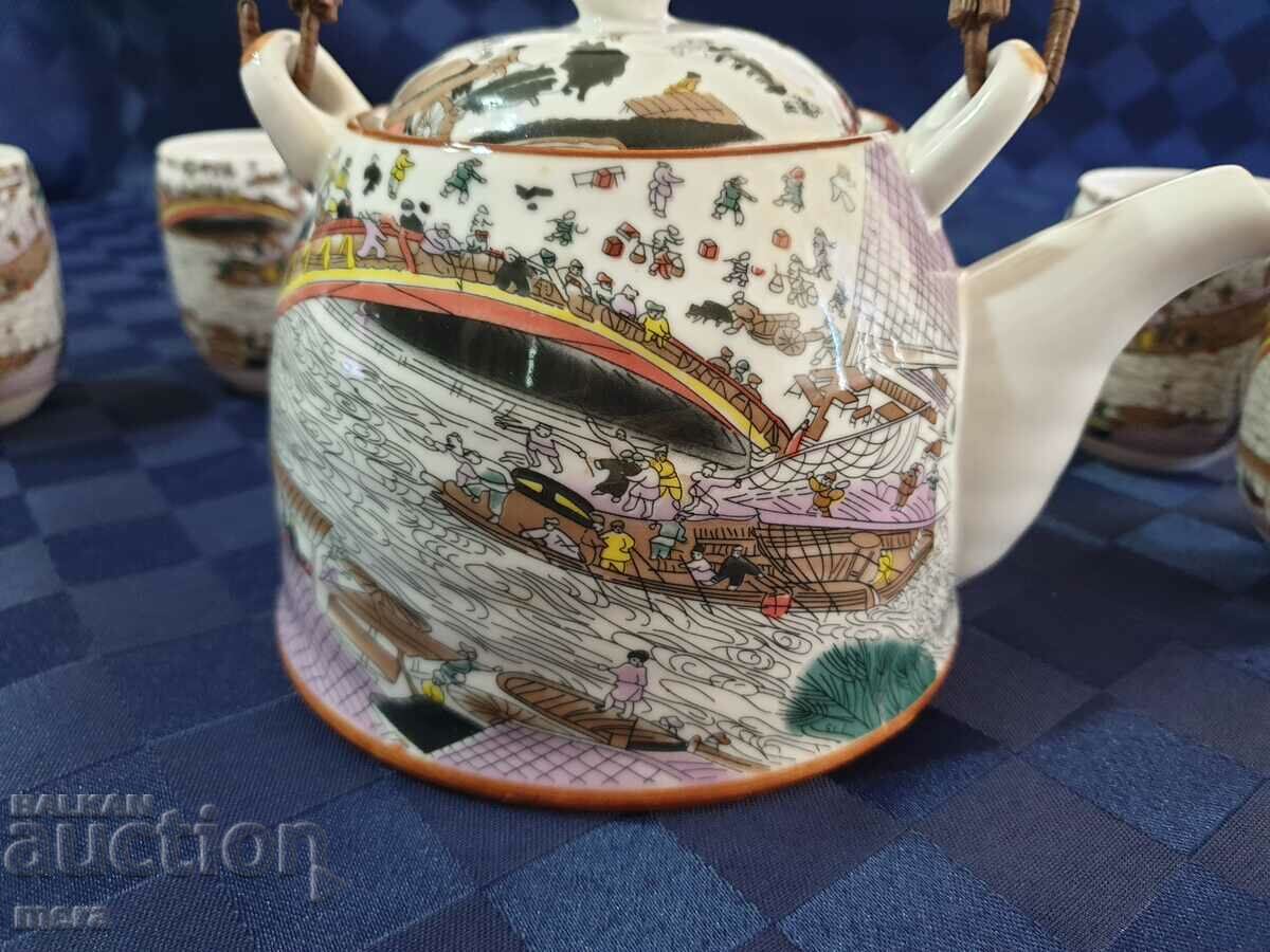 Auction Beautiful Japanese tea and coffee set Auction Beautiful Japanese tea and coffee set