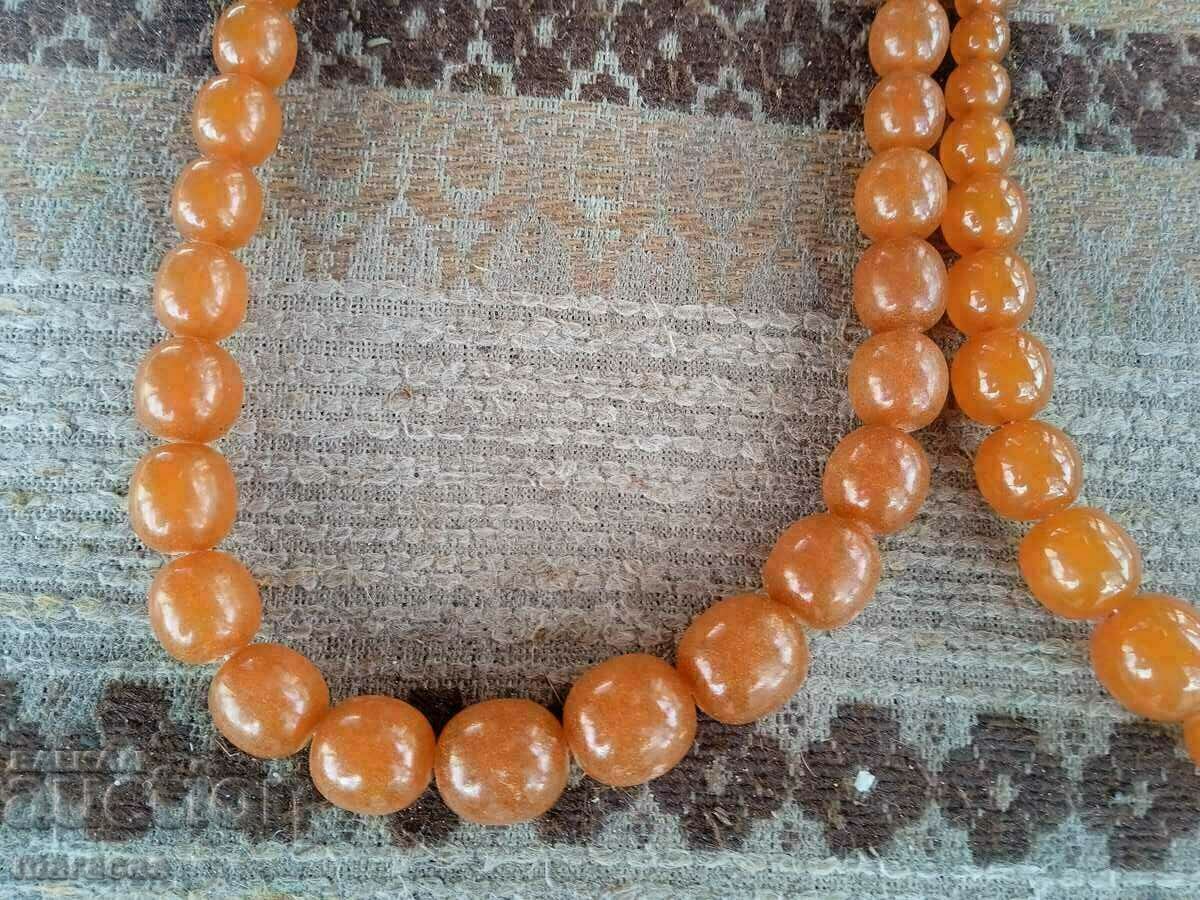 Κολιέ κεχριμπαρένιο με τιμή 400.00 BGN | € 204.52 Κολιέ κεχριμπαρένιο με τιμή 400.00 BGN | € 204.52