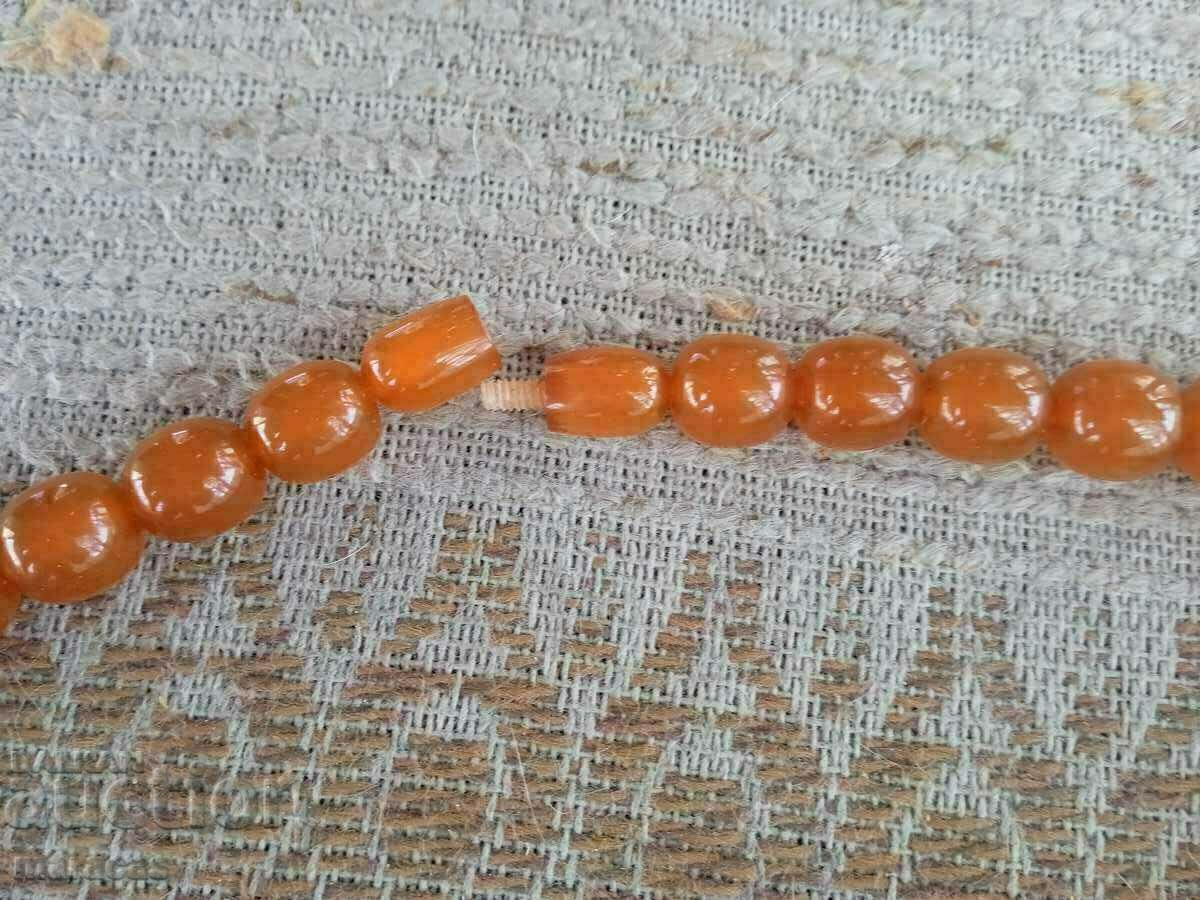 Παράδοση Κολιέ κεχριμπαρένιο Παράδοση Κολιέ κεχριμπαρένιο