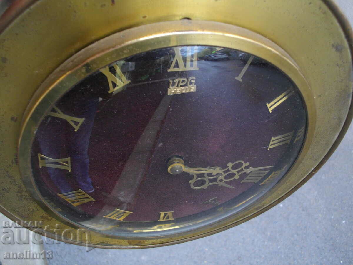 COLLECTIBLE OLD WALL CLOCK GDR BRONZE UPG HALLE DDR with price 95.00 BGN | € 48.57 COLLECTIBLE OLD WALL CLOCK GDR BRONZE UPG HALLE DDR with price 95.00 BGN | € 48.57