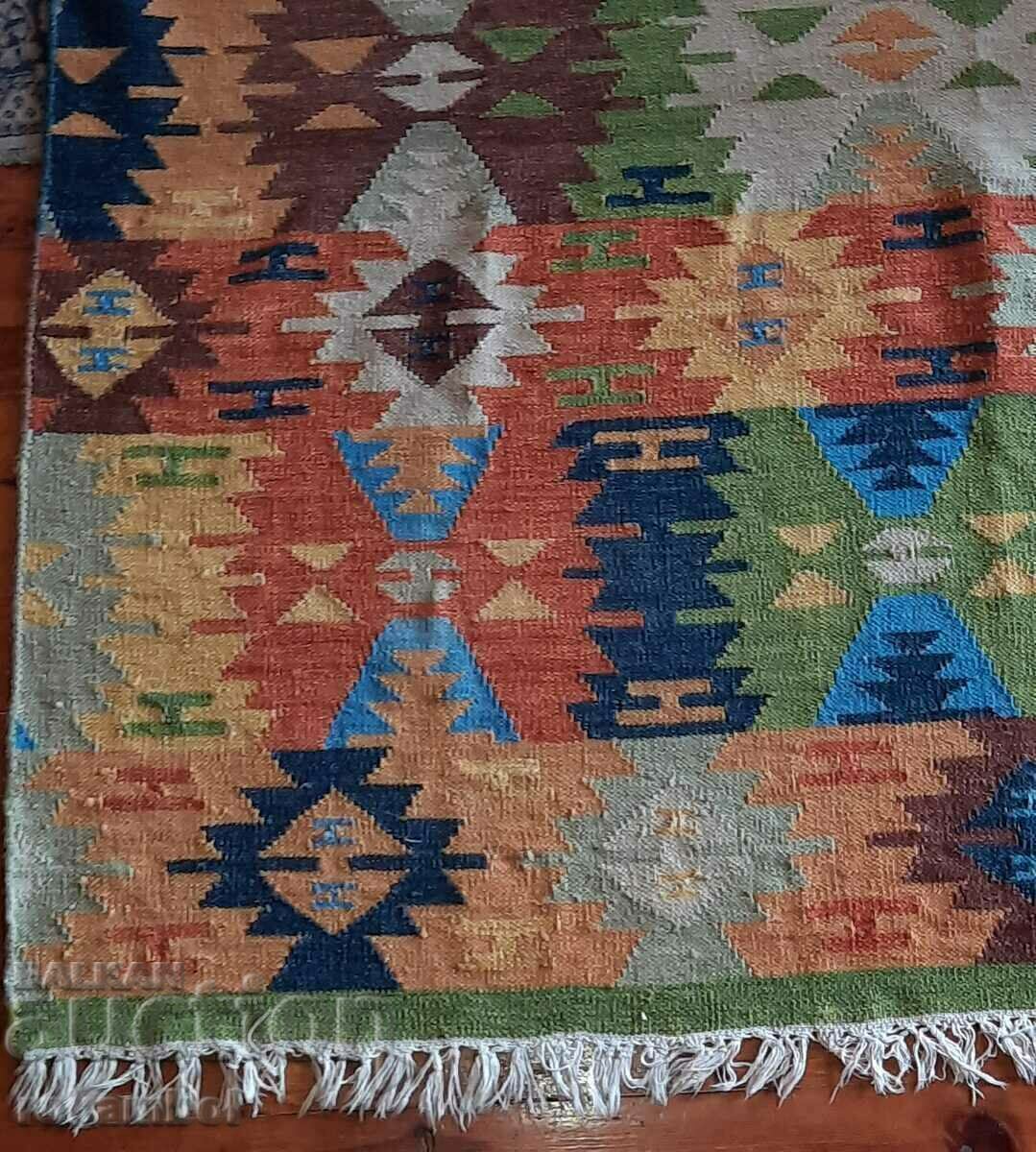 A unique hand-woven carpet - 5 A unique hand-woven carpet - 5