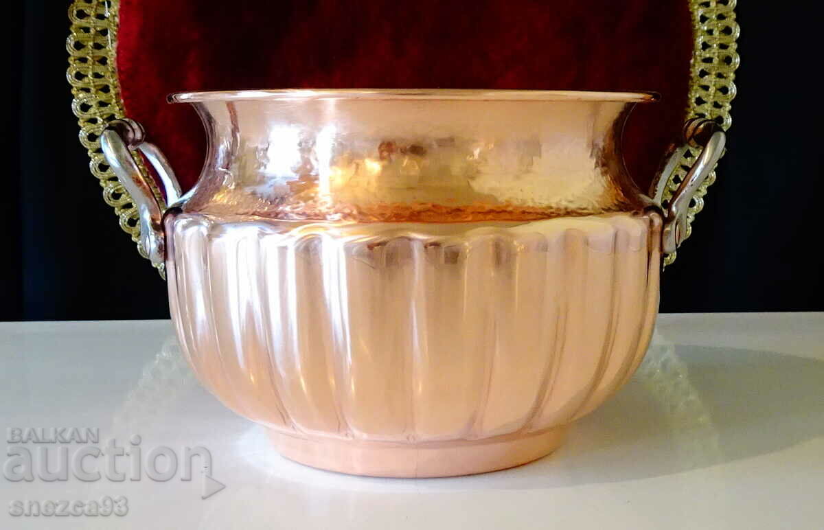 Copper pot, copper vessel, relief.