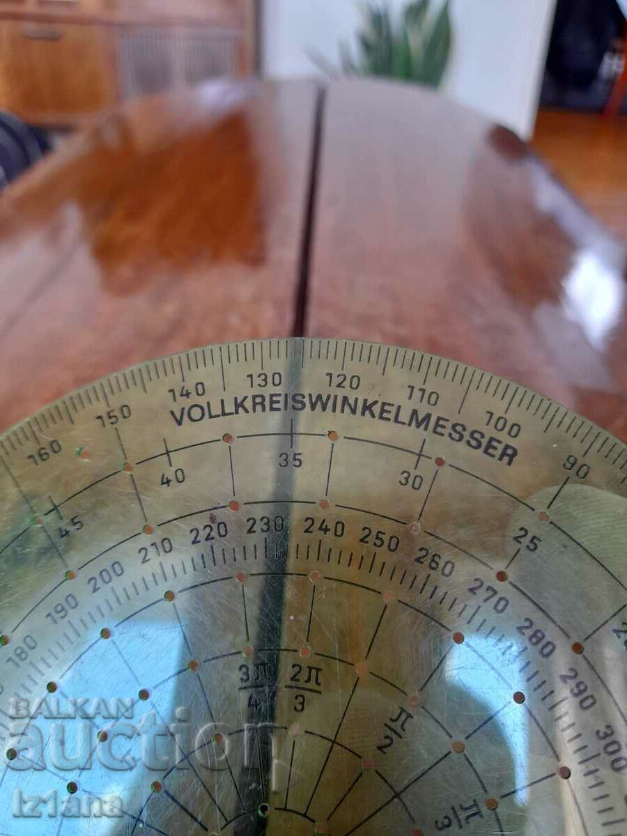 Auction Old circular conveyor Auction Old circular conveyor