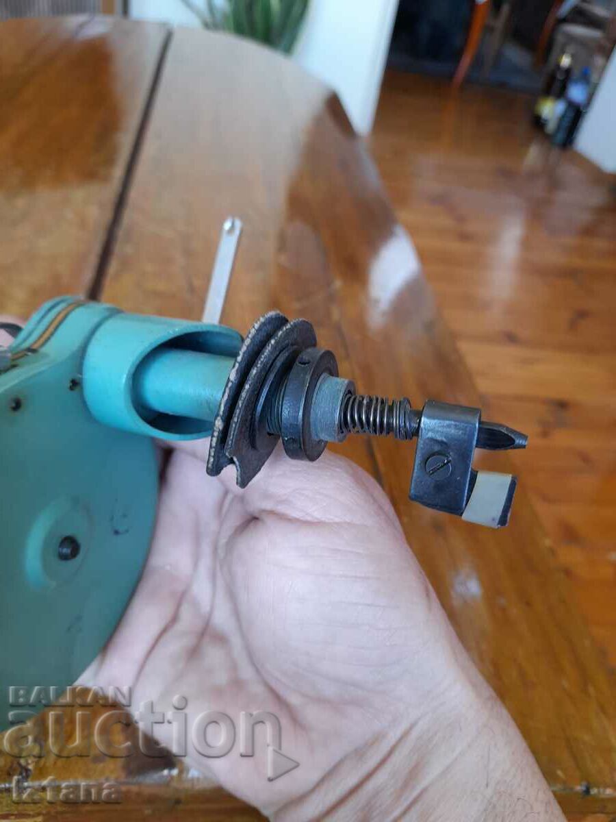 Delivery of Sewing machine spindle Delivery of Sewing machine spindle