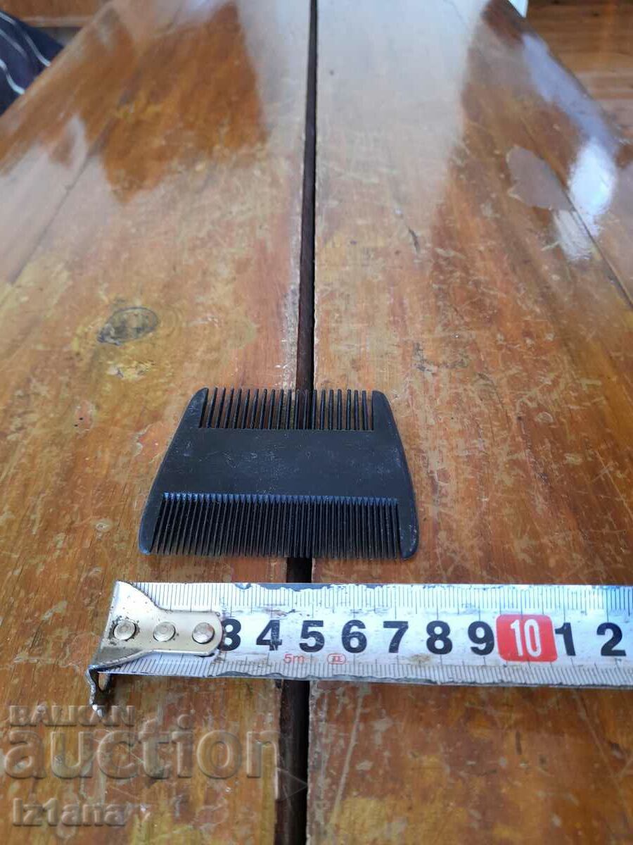 Delivery of Old comb, comb Delivery of Old comb, comb