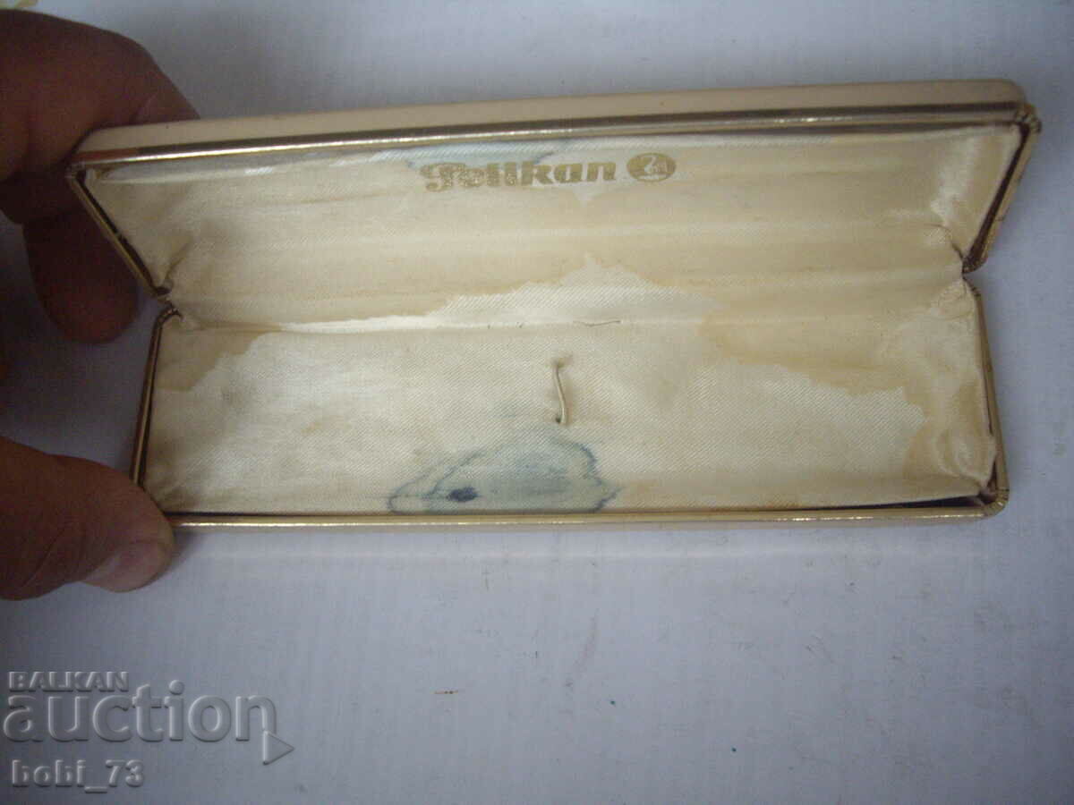 Auction Pen box "Pelican" Auction Pen box "Pelican"
