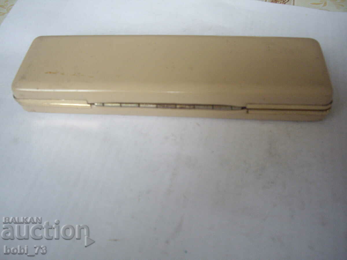 Pen box "Pelican" - 6 Pen box "Pelican" - 6