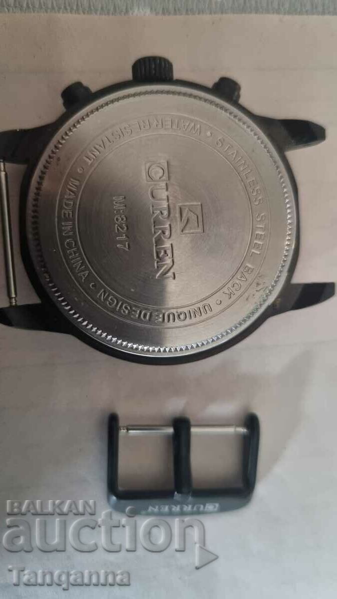 Аукцион Хубав масивен часовник Аукцион Хубав масивен часовник