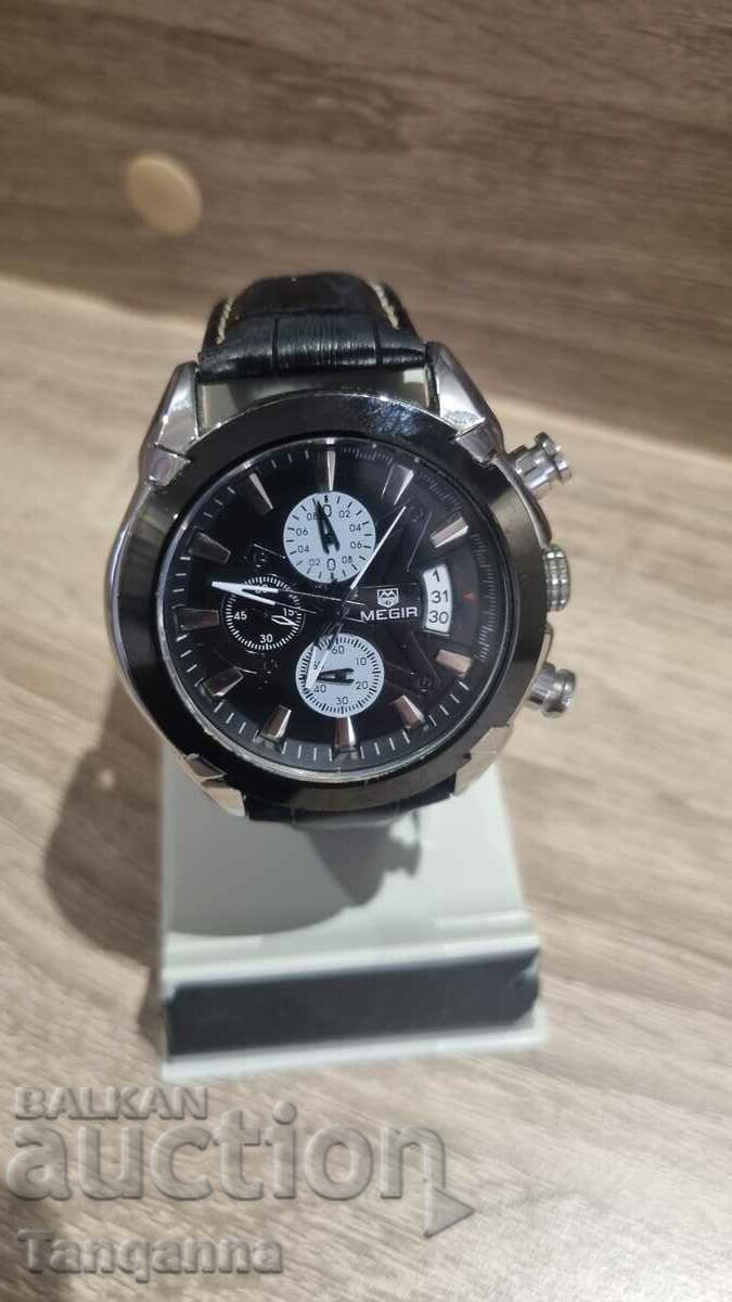 Nice chunky watch with price 17.00 BGN | € 8.69 Nice chunky watch with price 17.00 BGN | € 8.69