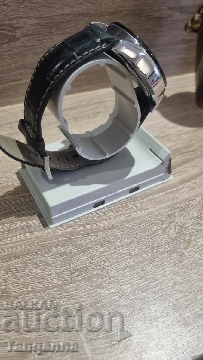 Auction Nice chunky watch Auction Nice chunky watch