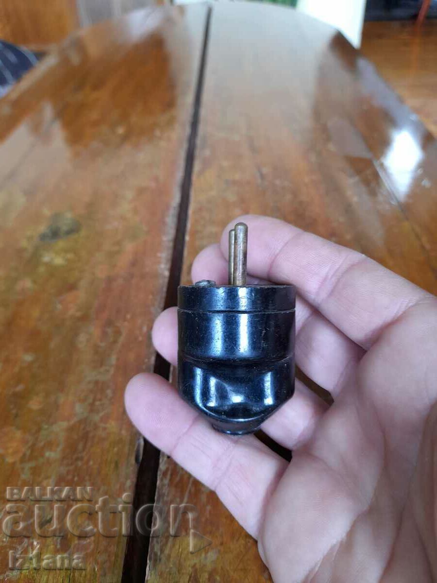 Old electrical plug with price 6.00 BGN | € 3.07 Old electrical plug with price 6.00 BGN | € 3.07