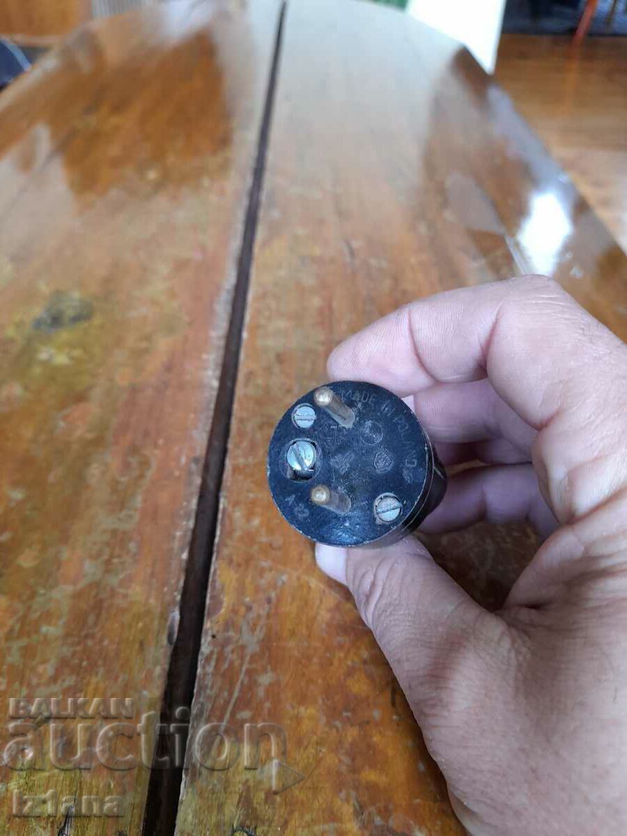 Delivery of Old electrical plug Delivery of Old electrical plug