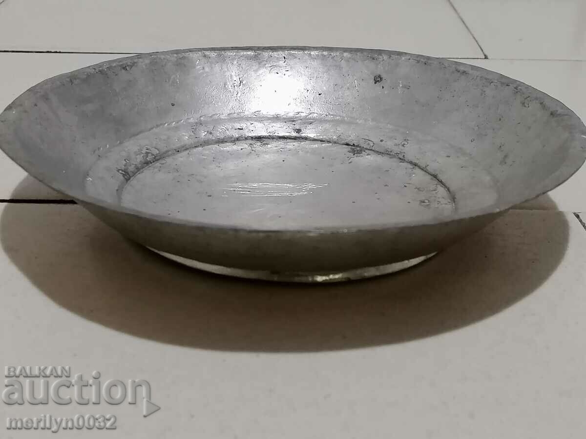 Аукцион Стар меден сахан, бакър, паница, чиния, тас