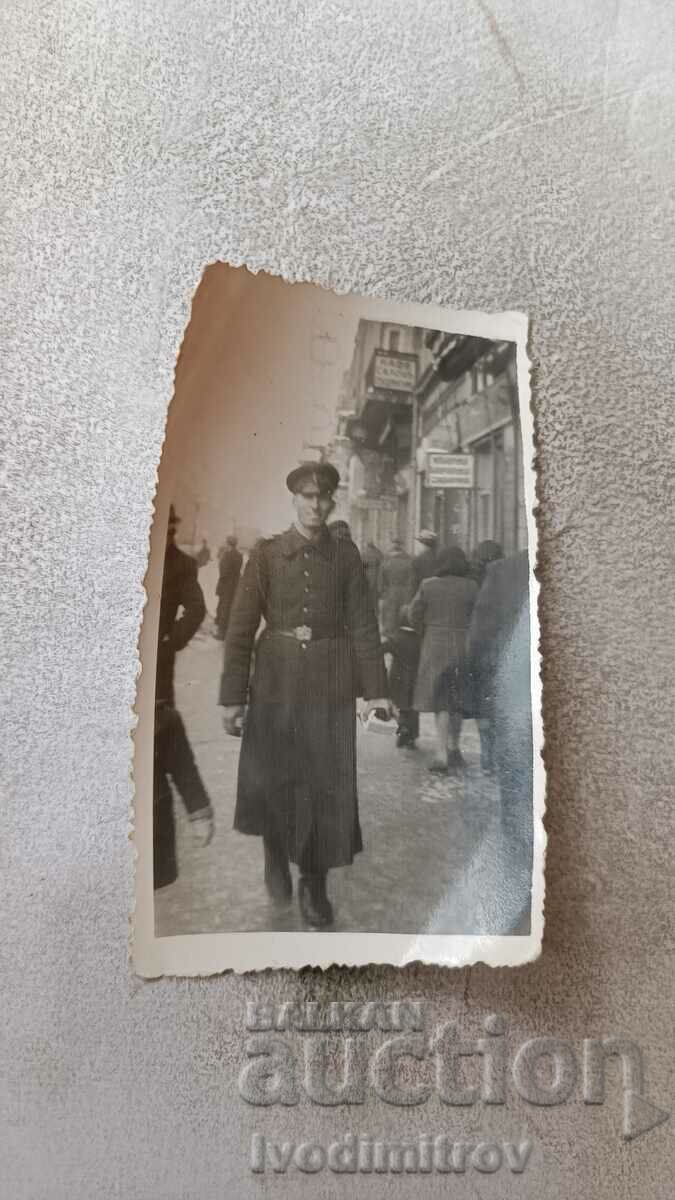 Φωτογραφία Αξιωματικός της Σόφιας σε έναν περίπατο 1942