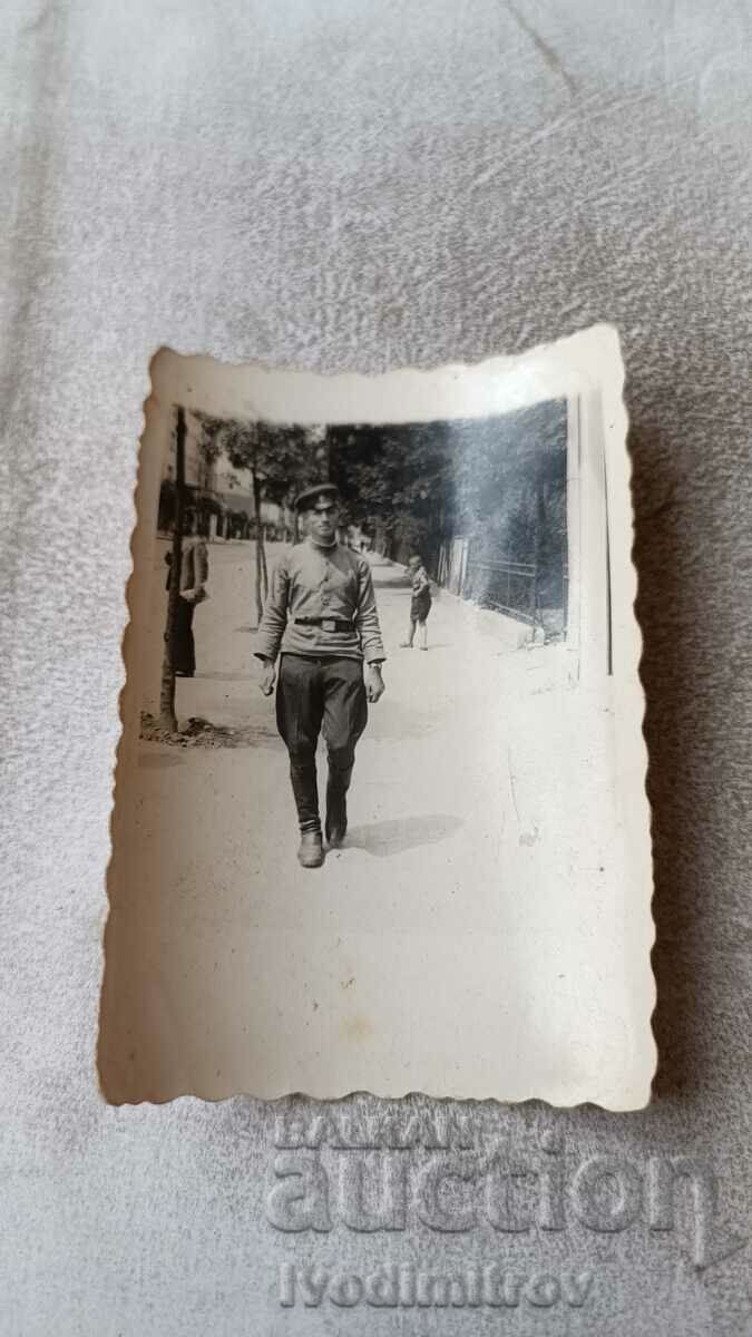 Φωτογραφία Αξιωματικός της Σόφιας σε έναν περίπατο 1942