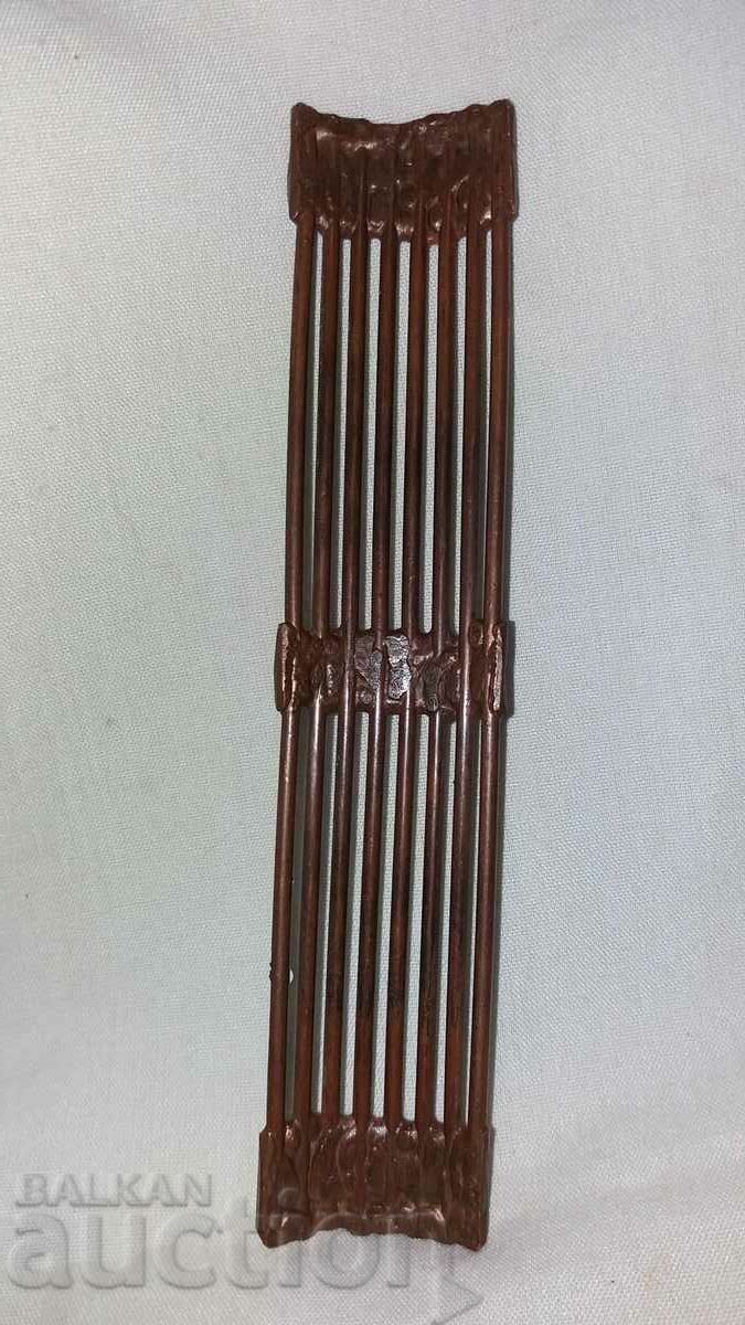 Old bronze fixture--DRP with price 30.00 BGN | € 15.34