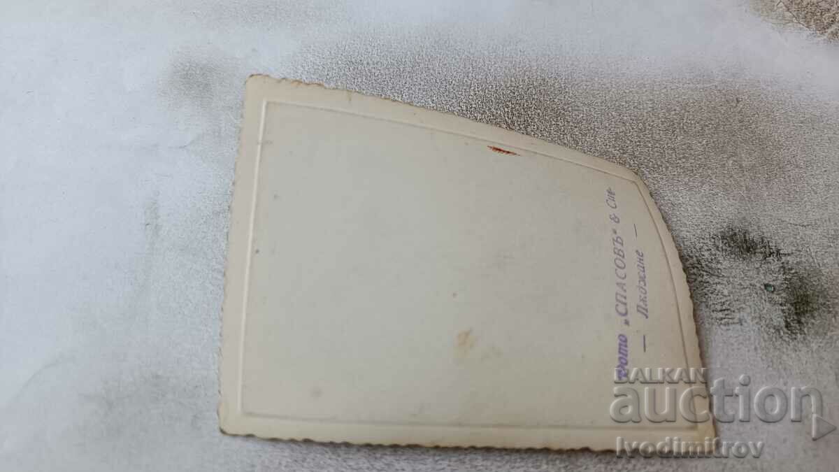 Photo Man women and three girls at a swimming pool with price 2.45 BGN | € 1.25