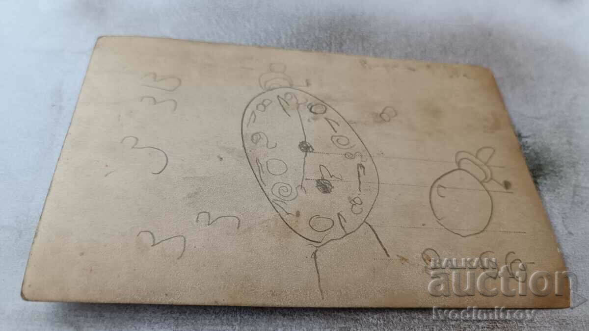 Photo Young girl in vintage swimsuit on the beach with price 2.65 BGN | € 1.35 Photo Young girl in vintage swimsuit on the beach with price 2.65 BGN | € 1.35