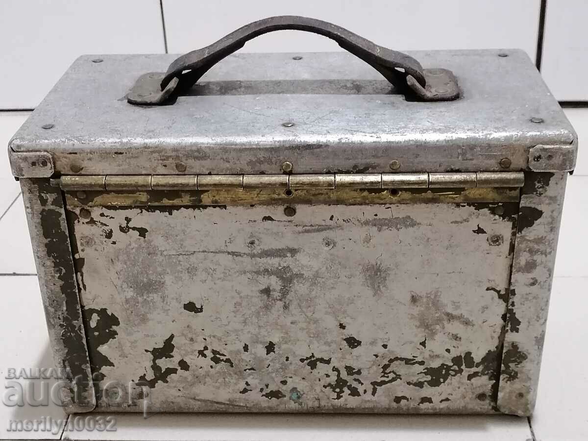 Army battery box for WERMACHT WW2 radios with price 99.00 BGN | € 50.62 Army battery box for WERMACHT WW2 radios with price 99.00 BGN | € 50.62