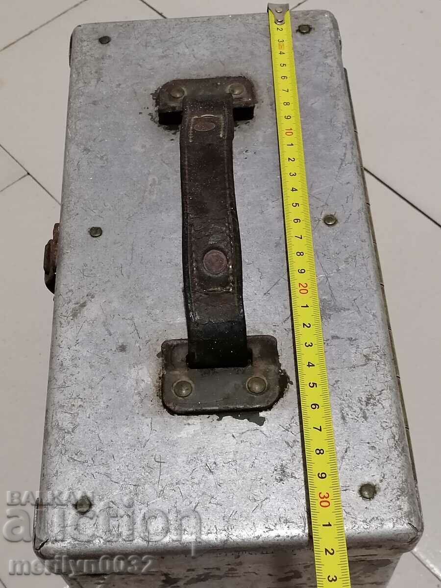 Army battery box for WERMACHT WW2 radios - 6 Army battery box for WERMACHT WW2 radios - 6