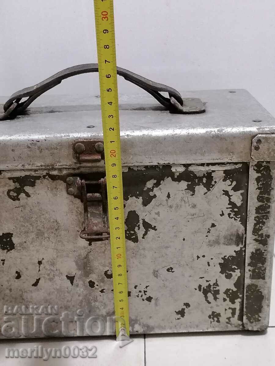 Army battery box for WERMACHT WW2 radios - 7 Army battery box for WERMACHT WW2 radios - 7