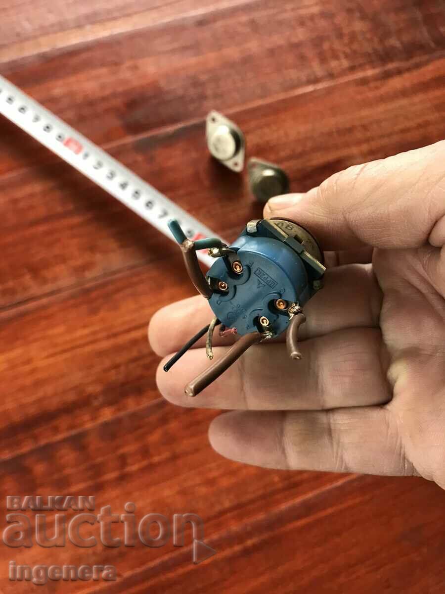 ELECTRONICS TRANSFORMER THO DIODES POTENTIOMETER - 7