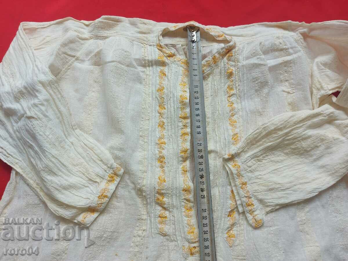 SHIRT - COSTUME - 18 with price 95.00 BGN | € 48.57 SHIRT - COSTUME - 18 with price 95.00 BGN | € 48.57