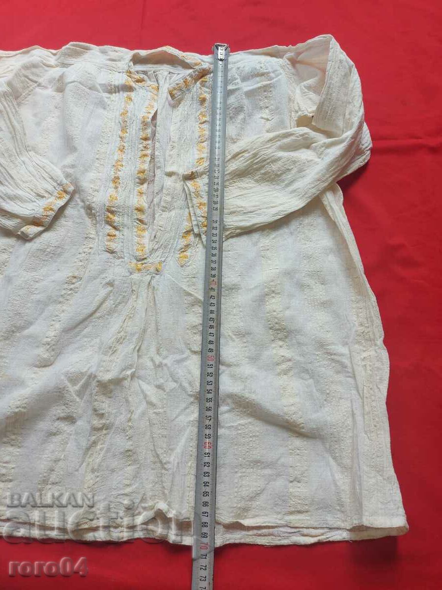 Auction SHIRT - COSTUME - 18 Auction SHIRT - COSTUME - 18