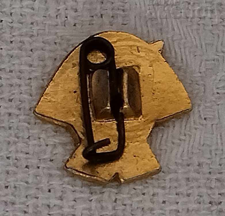 Auction HARVEST FOOTBALL USSR BADGE Auction HARVEST FOOTBALL USSR BADGE